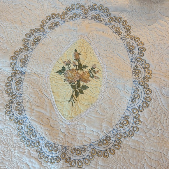 Cracker Barrel Bedding Cracker Barrel Quilted Pillow Shams 2 Bundle Classic Cameo Poshmark